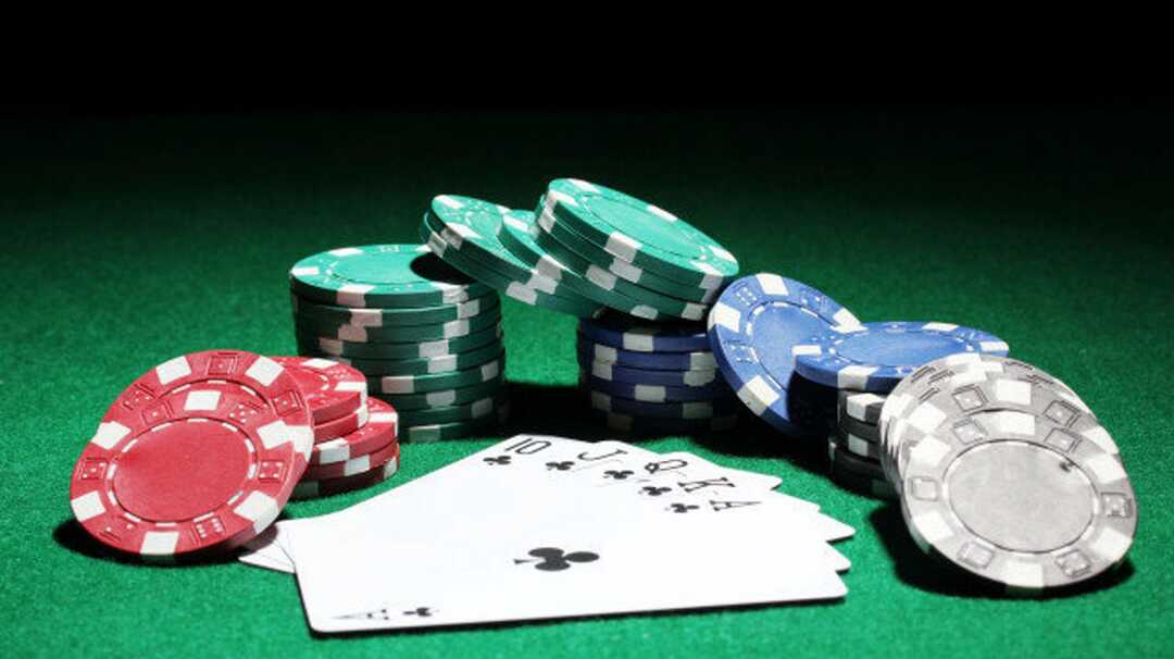 Giới thiệu đôi nét về tựa game Poker được đông đảo anh em tham gia